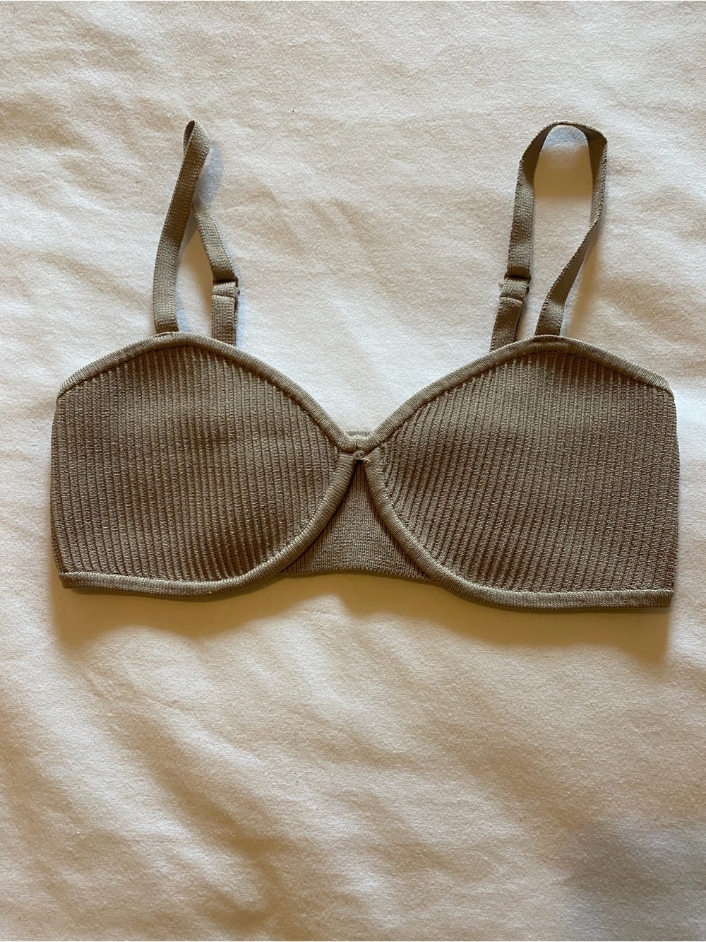 Aritzia Babaton Bralette
